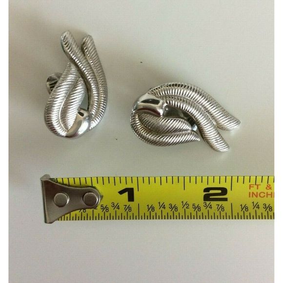 Signed Monet Silver Tone Ribbed Clip On Earrings - Picture 4 of 4